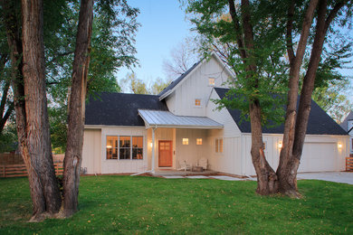 This is an example of a country exterior in Denver.