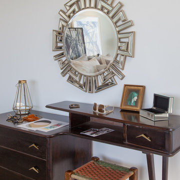 Curated - Stonehill Mid-Century Renovation