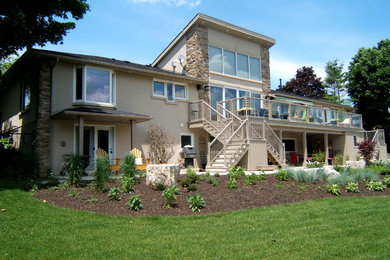 Trendy exterior home photo in Toronto