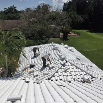 HIGH PROFILE BARREL ROOF TILES - EXTRA WHITE