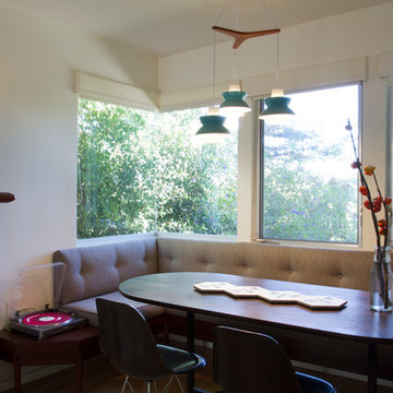 Mid-Century Modern Bachelor Pad