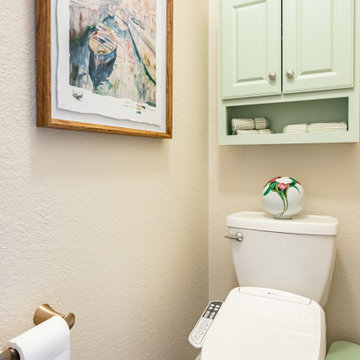 Powder Room Detail – Coordinated Elegance