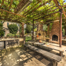 Outdoor Kitchen