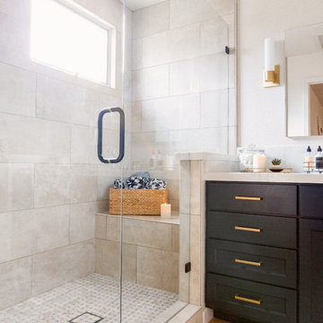College Area - Modesto Bathroom