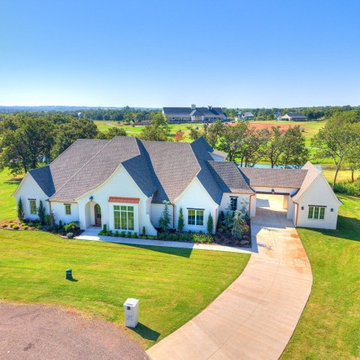 2297 Summit Circle