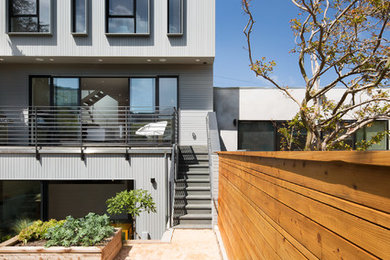 Inspiration for a modern exterior home remodel in San Francisco