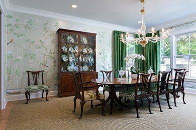 Dining room photo in Austin