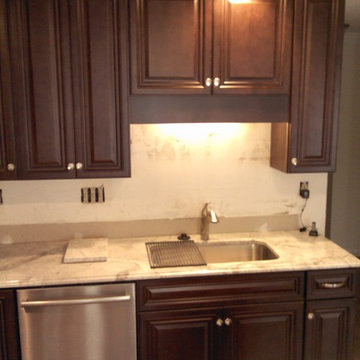 Kitchen Cabinet Replacement from Oak to Walnut stained Maple