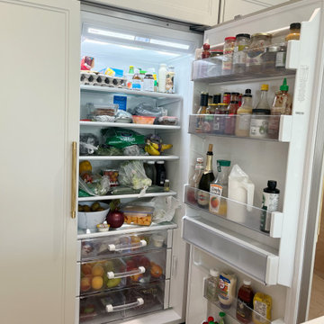 Before: Fridge Overload – A Jumble of Groceries Without a System