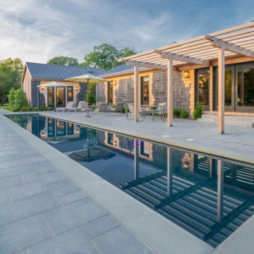 Sleek Summer Hangout
