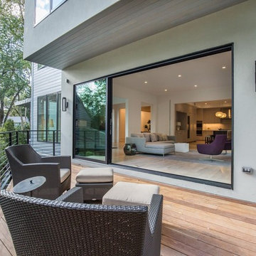 Modern Deck