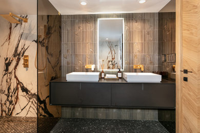 Hollywood Hills Modern Bold Bathroom 2