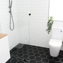Chicago guest bath