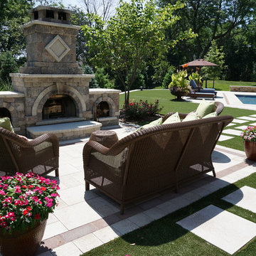 Glen Oaks Backyard Pool Party