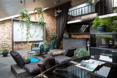 This is an example of an industrial living room in Moscow.