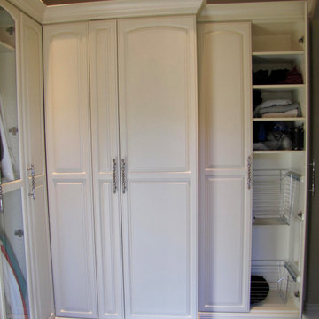 SONOMA HILLS DREAM CLOSET