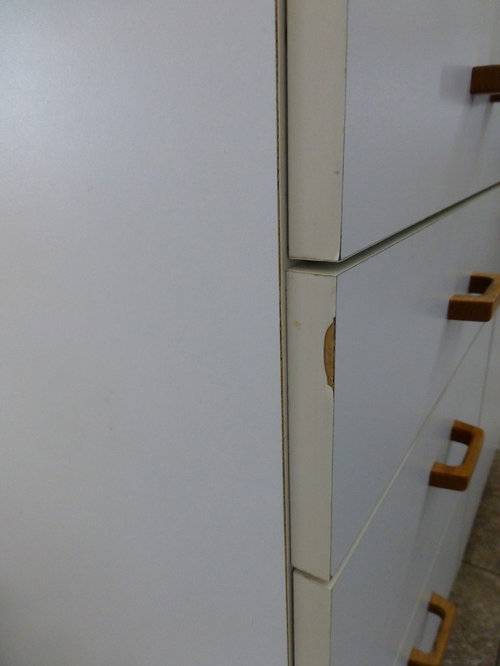Kitchen Cabinets Need Repair And Update, How To Repair White Laminate Cabinets