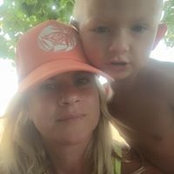 Holly Ellard's photo