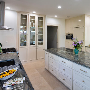 Modern Kitchen Cabinetry