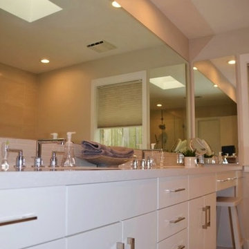 So Fresh and So Clean Bathroom
