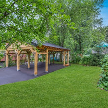 Garage/Carport