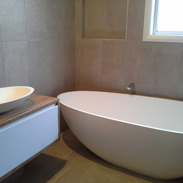 Gwynville - Main Bathroom, Ensuite, Powder room, Patio & Kitchen
