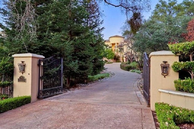 Inspiration for a mediterranean home design remodel in Sacramento