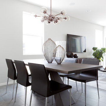 A Collected-Meets-Cool Costa Mesa Bachelor Pad