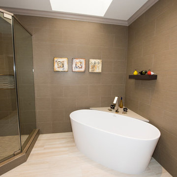 Modern Bath in WLR