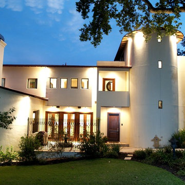 Santa Barbara Style in Austin, TX