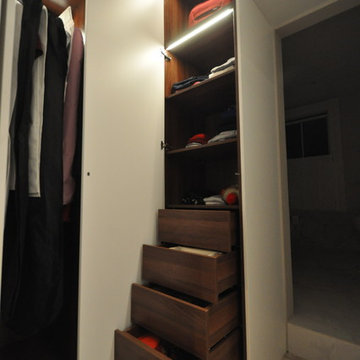 Walk in wardrobe