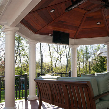 Stately Affluence Alfresco