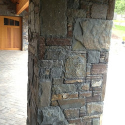 Glacier Green Ledge Stone - Siding And Stone Veneer