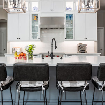 WINE CONNOISSEUR'S KITCHEN