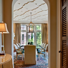 Ceiling/molding/wainscoting