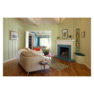 Color Design-beachy bungalow - Beach Style - Living Room - San ...