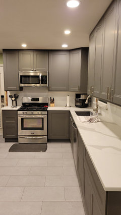 Axstad dark grey kitchen