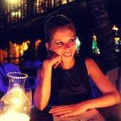 Mandy Renardy's photo