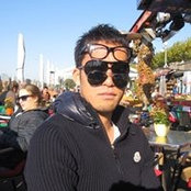 Maya Yoshida's photo