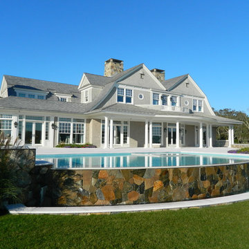 Vanishing Edge Pool on the Coast