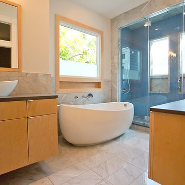 Clean Traditional Master Bathroom