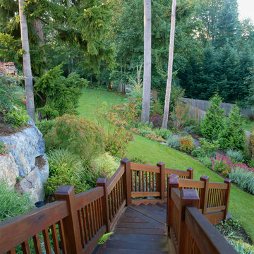Stairway from deck to lawn parterre