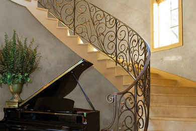 This is an example of a midcentury staircase in Miami.