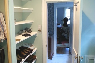 Closet - traditional closet idea