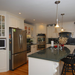 Whitw Thermofoil - Kitchen Cabinetry
