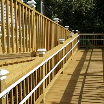 Handicap Ramp with RDI ADA Railings