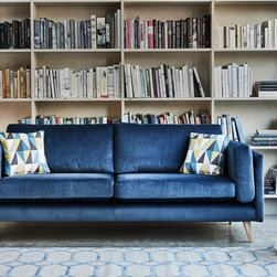 Summer 2017 Trend: Into the Blue - Juni Sofa - Productos