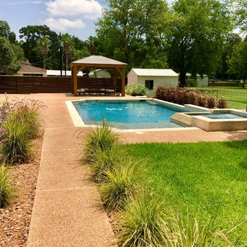 Peaceful Pool & Patio