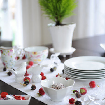 Casually Elegant Family Dining Room