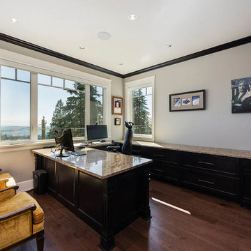 Traditional Craftsman Custom Home Build